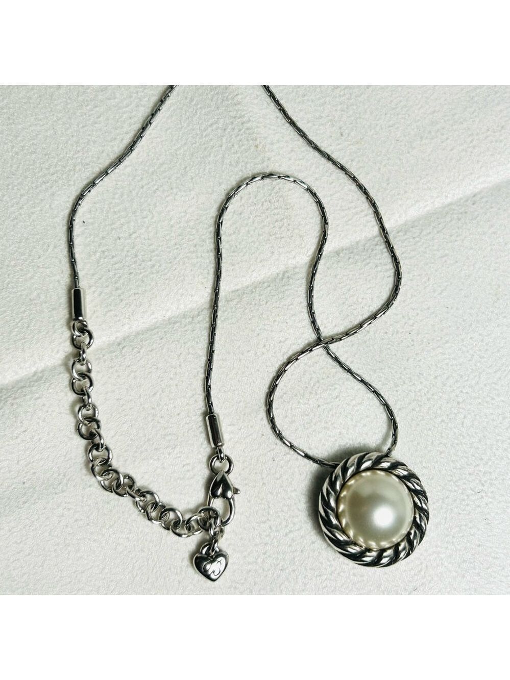 Brighton Magic Pearl Necklace Reversible Pendant Silver Plated Crystals 17" - Picture 10 of 14